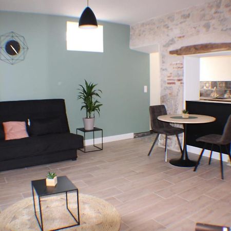 Joli Studio En Rez-De-Chaussee Pradines  Eksteriør bilde